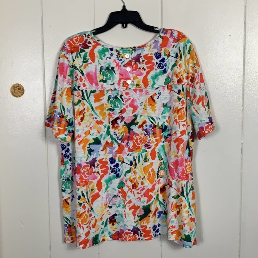 # CHICO’S MULTICOLOR T-SHIRT SHORT SLEEVES SIZE 4 (XXL) ROUND NECK - Picture 3 of 10